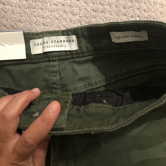 Sanctuary camo high-rise skinny jeans - Picture 4 of 7